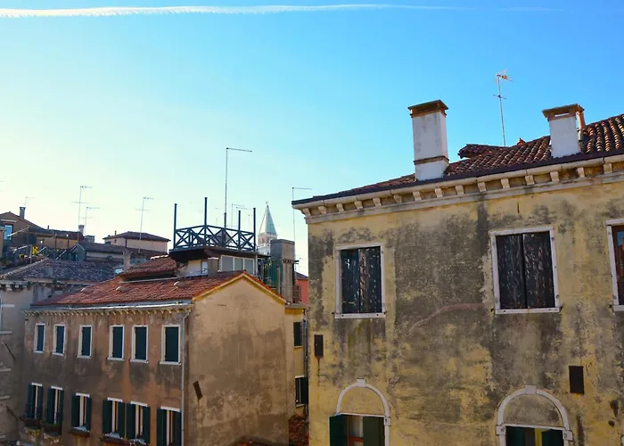 مكان مبيت وإفطار لو ماري بيت ضيافة البندقية