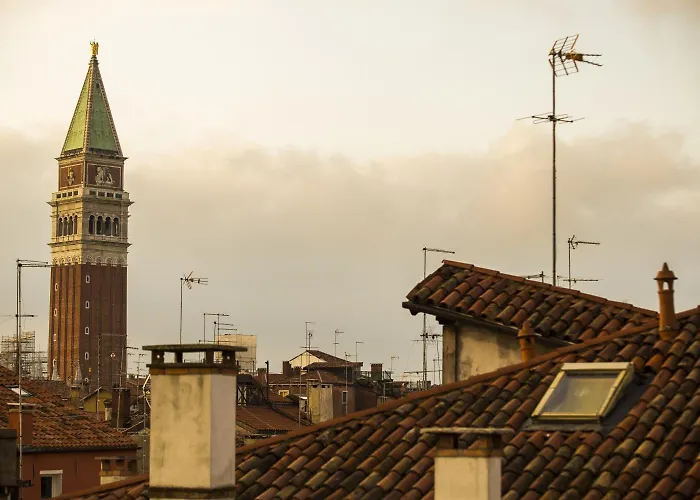 مكان مبيت وإفطار لو ماري 3* البندقية