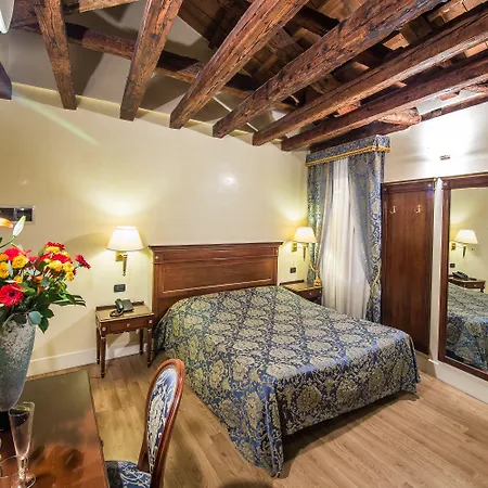 ゲストハウス B＆b ル マリ 3*