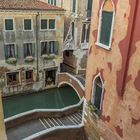 ゲストハウス B＆b ル マリ 3*